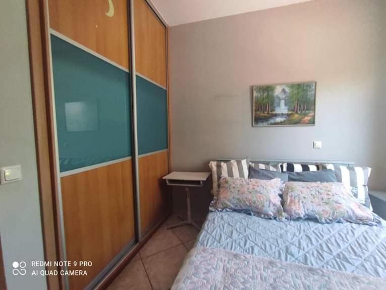 Pleasant House With Garden!! Villa Анависос Екстериор снимка